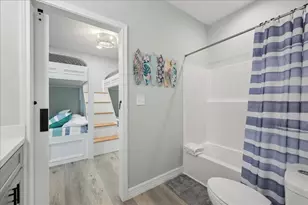 1326 Emerald Dr, Crystal Beach, TX 77650 - Photo 27