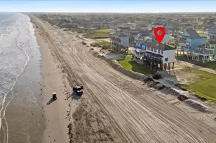 1326 Emerald Dr, Crystal Beach, TX 77650 - Photo 5