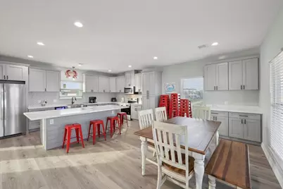 1326 Emerald Drive, Crystal Beach, TX 77650 - Photo 11