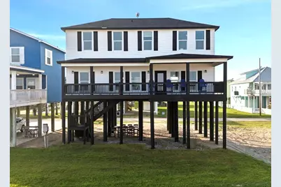 1326 Emerald Drive, Crystal Beach, TX 77650 - Photo 1
