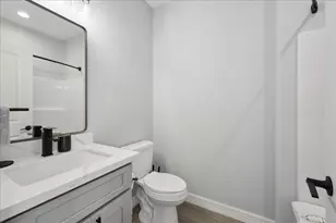 1326 Emerald Dr, Crystal Beach, TX 77650 - Photo 19