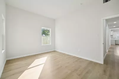 422 New Hampshire Street, Houston, TX 77029 - Photo 15