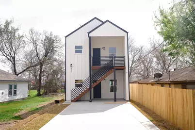 422 New Hampshire Street, Houston, TX 77029 - Photo 1