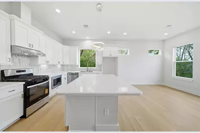 328 Janisch #D, Houston, TX 77018 - Photo 17