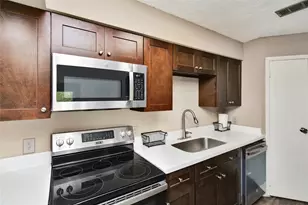 2501 Gulf Freeway, Dickinson, TX 77539 - Photo 11