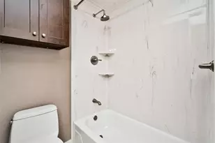 2501 Gulf Freeway, Dickinson, TX 77539 - Photo 17