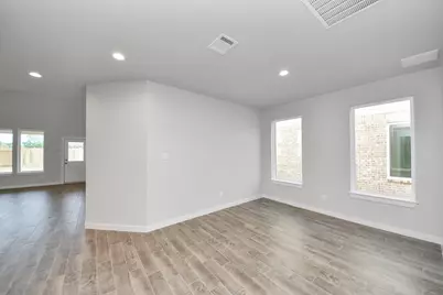 12038 Maple Oak Drive, Houston, TX 77066 - Photo 9