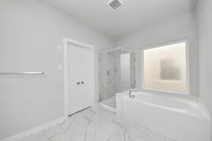 12038 Maple Oak Dr, Houston, TX 77066 - Photo 25