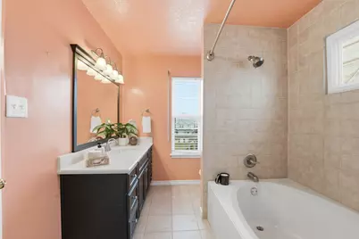 13915 Pirates Beach Boulevard, Galveston, TX 77554 - Photo 11