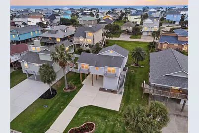 13915 Pirates Beach Boulevard, Galveston, TX 77554 - Photo 25