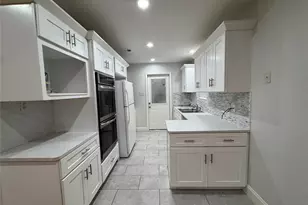 12119 Dunlap St, Houston, TX 77035 - Photo 5