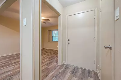 722 Venice Street, Sugar Land, TX 77478 - Photo 5