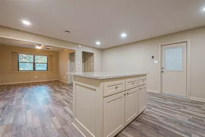722 Venice Street, Sugar Land, TX 77478 - Photo 9