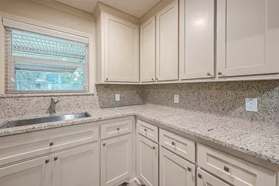 722 Venice Street, Sugar Land, TX 77478 - Photo 7