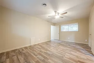 722 Venice St, Sugar Land, TX 77478 - Photo 15