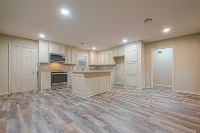 722 Venice Street, Sugar Land, TX 77478 - Photo 11