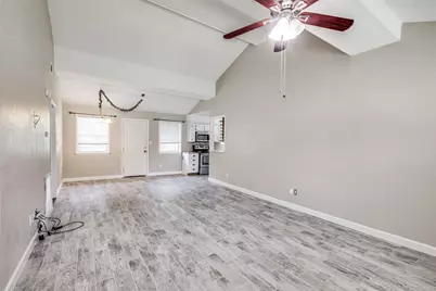 908 Redberry Hill Road, Baytown, TX 77521 - Photo 7