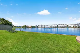 8810 Lakeshore Bend Dr, Houston, TX 77080 - Photo 3