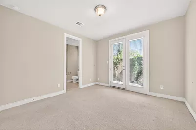 8810 Lakeshore Bend Drive, Houston, TX 77080 - Photo 9