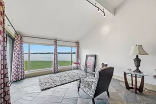 96 April Point Dr N, Conroe, TX 77356 - Photo 5