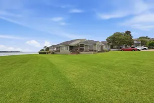 96 April Point Dr N, Conroe, TX 77356 - Photo 23