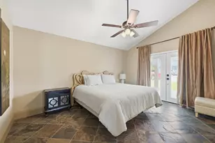 96 April Point Dr N, Conroe, TX 77356 - Photo 13
