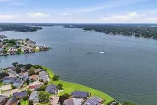 96 April Point Dr N, Conroe, TX 77356 - Photo 27