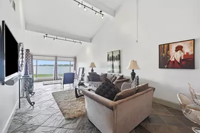 96 April Point Drive N, Conroe, TX 77356 - Photo 7