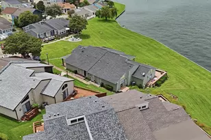 96 April Point Dr N, Conroe, TX 77356 - Photo 25