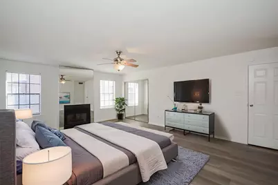 9850 Pagewood Lane #1806, Houston, TX 77042 - Photo 11