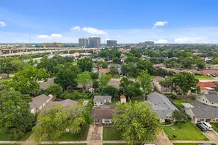 2707 Droxford Dr, Houston, TX 77008 - Photo 39