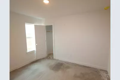 726 Falling Cave Drive, Willis, TX 77378 - Photo 15