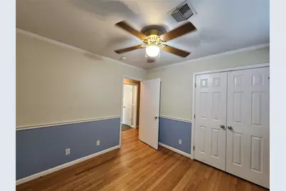 6418 Woodbrook Lane, Houston, TX 77008 - Photo 13