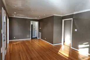 6418 Woodbrook Ln, Houston, TX 77008 - Photo 3