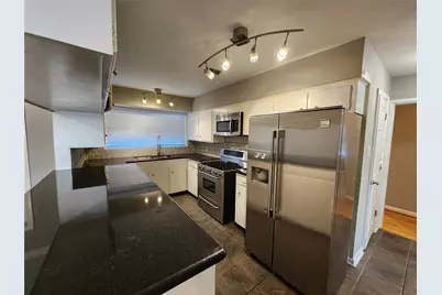 6418 Woodbrook Lane, Houston, TX 77008 - Photo 7
