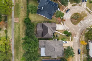 18450 W Laura Shore Dr, Cypress, TX 77433 - Photo 35