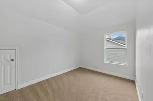 18450 W Laura Shore Dr, Cypress, TX 77433 - Photo 21