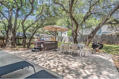 12001 Trianon Lane, Austin, TX 78727 - Photo 11