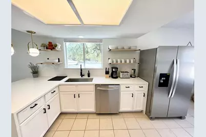 12001 Trianon Lane, Austin, TX 78727 - Photo 11