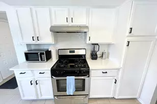 12001 Trianon Ln, Austin, TX 78727 - Photo 15