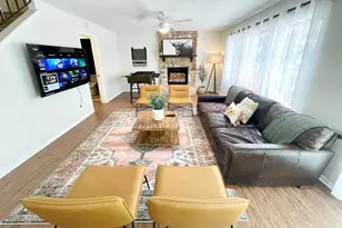 12001 Trianon Ln, Austin, TX 78727 - Photo 3