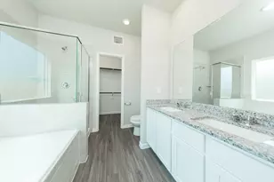 15642 Buffalo Mdw Ct, Houston, TX 77090 - Photo 11