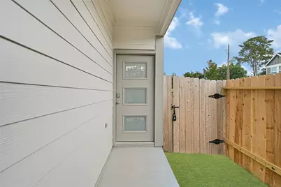 5816 Mansfield Creek Lane, Houston, TX 77091 - Photo 3