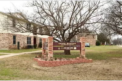 909 W 7th St, Justin, TX 76247 - Photo 1