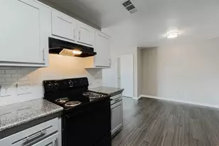 11111 W Montgomery Rd, Houston, TX 77088 - Photo 7