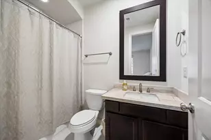 2725 Cohn Garden, Houston, TX 77007 - Photo 9