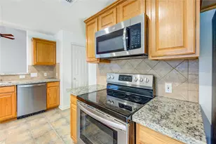 46 Drifting Shadows Cir, Conroe, TX 77385 - Photo 33