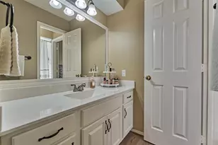 161 April Waters Dr N, Conroe, TX 77356 - Photo 37