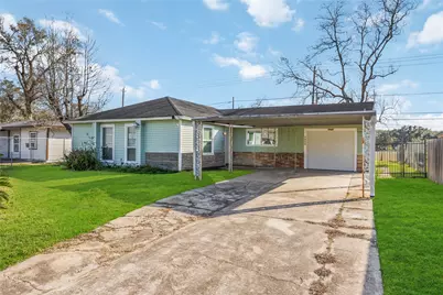 5942 Ridgeway Drive, Houston, TX 77033 - Photo 1