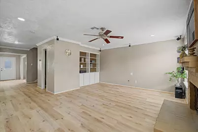 794 Thicket Lane, Houston, TX 77079 - Photo 13
